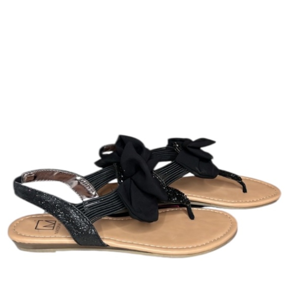 Material Girl Womens Swan 2 Split Toe Casual T-Strap Sandals, Black, Size 6.5 - Picture 12 of 16